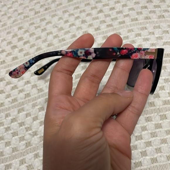 Ted Baker Sunglasses - Picture 2 of 9